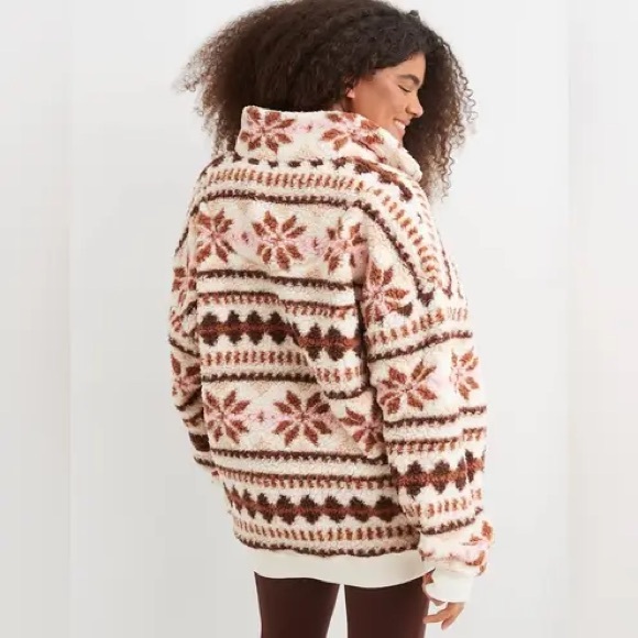 Aerie Hometown Holiday Quarter Zip Oversized Sweatshirt - Picture 4 of 4